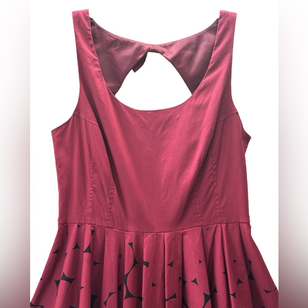 Lauren Conrad Burgundy Black Dots Bow Back Pleated Fit n Flare Dress Size 10 - Picture 5 of 16